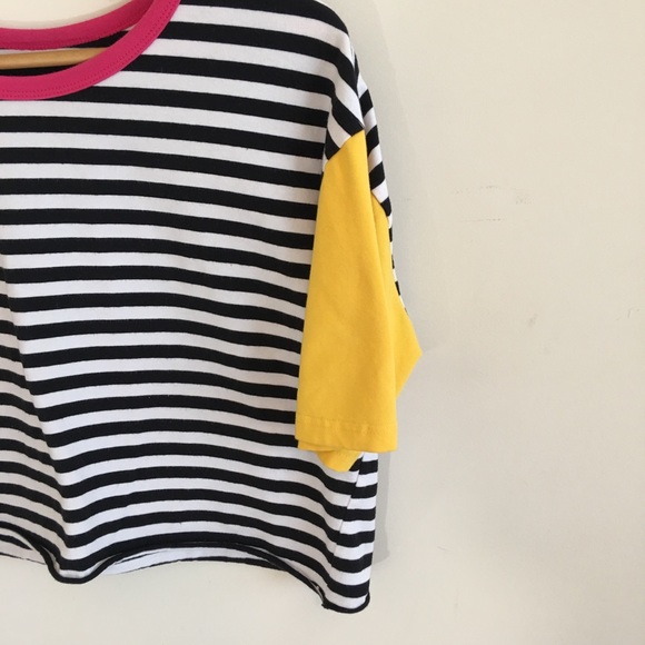 Cropped | cropped top color block shirt - Picture 5 of 8